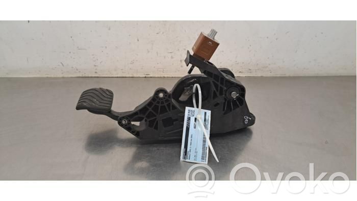 Renault Megane E-Tech Bremspedal 