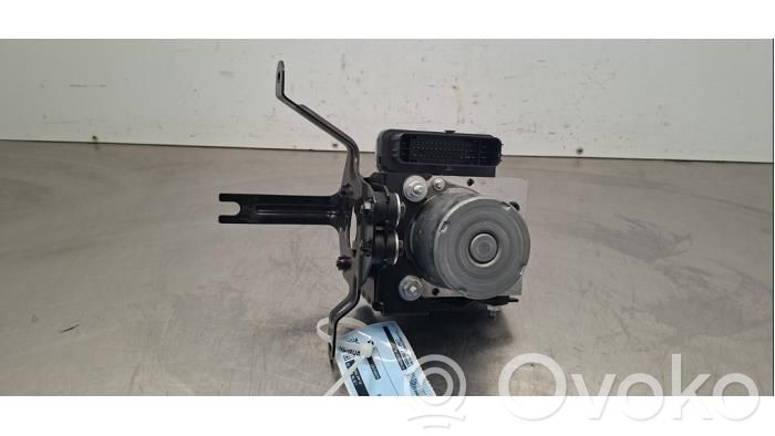 Renault Megane E-Tech ABS Blokas 