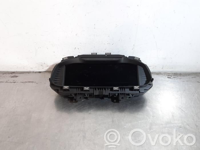 Skoda Scala Geschwindigkeitsmesser Cockpit 