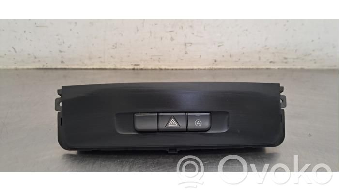 Mercedes-Benz Vito Viano W447 Interruttore luci di emergenza