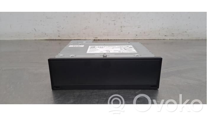 Audi Q3 F3 Moduł / Sterownik GPS 