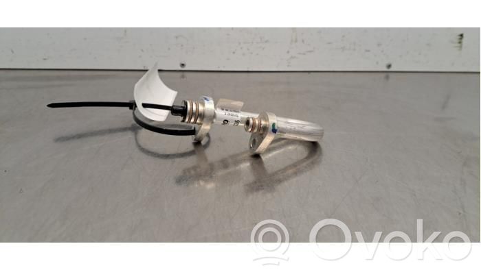 Opel Astra L Conductă/furtun aer condiționat (A/C) 