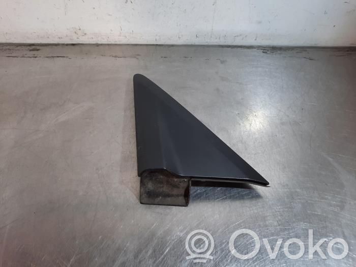 Ford Transit Courier Garniture vitre latérale arrière