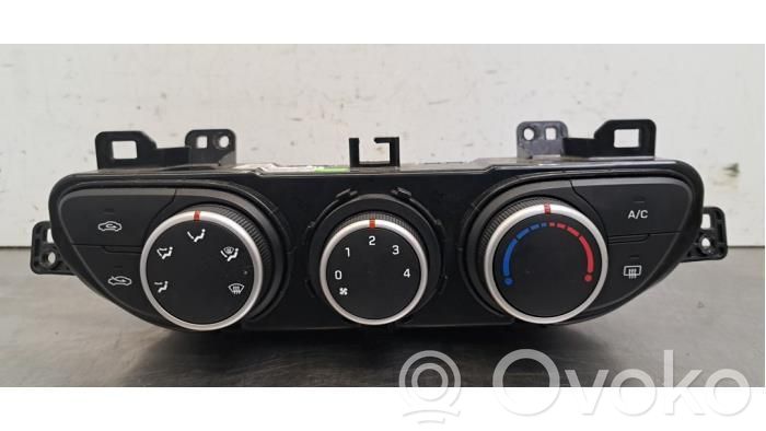 Hyundai i10 Climate control unit 