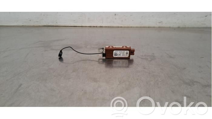 Land Rover Defender Antenă radio