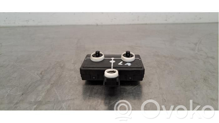 Audi A5 Unidad de control/módulo del bloqueo de puertas 