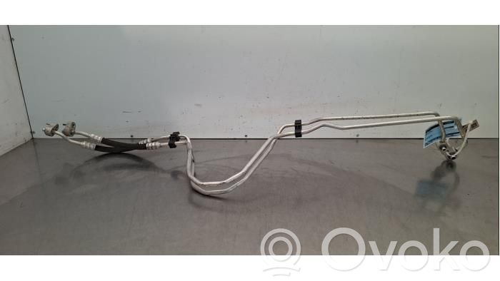 BMW X5 G05 Ilmastointilaitteen putki (A/C) 