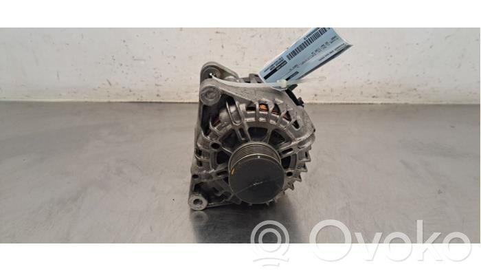 Peugeot 208 II Generatore/alternatore 