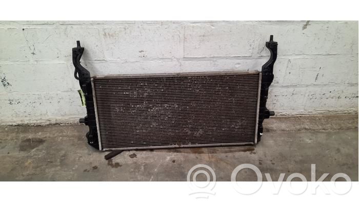 Hyundai i30 Dzesēšanas šķidruma radiators 