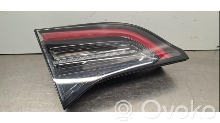 Tesla Model Y Lampă spate în caroserie 