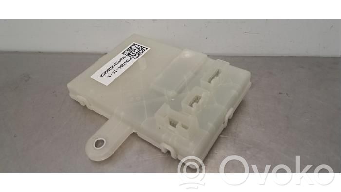 Tesla Model Y Antenna control unit 