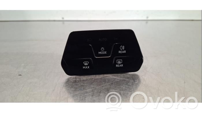 Volkswagen Golf VIII Comutator control nivel faruri 