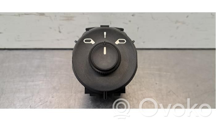 Citroen C3 Wing mirror switch 
