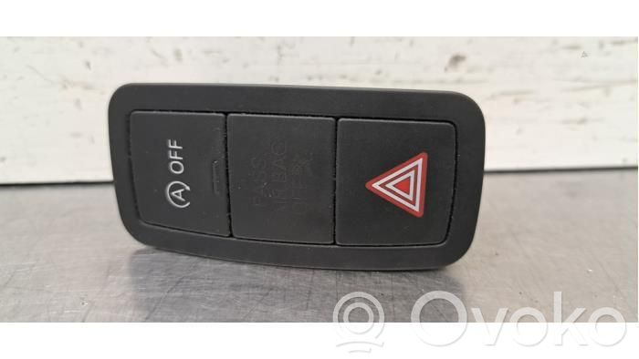 Audi A1 Hazard light switch 