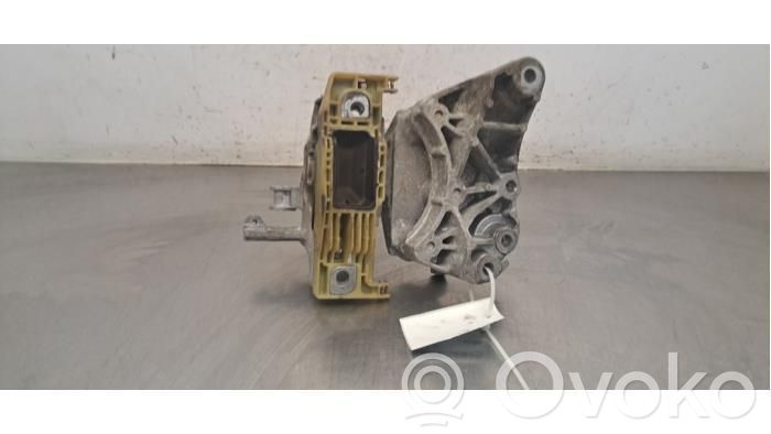 Opel Astra K Suport tampon motor 