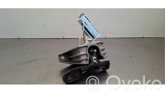 Hyundai i30 Engine mount bracket 