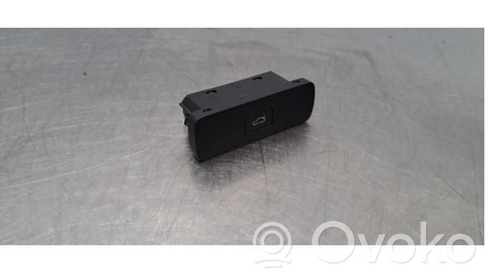 Tailgate/trunk/boot open switch   32350330,P32350330