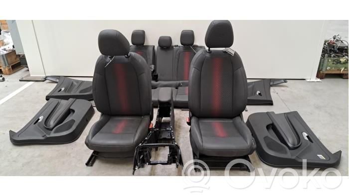 Alfa Romeo Junior Juego interior
