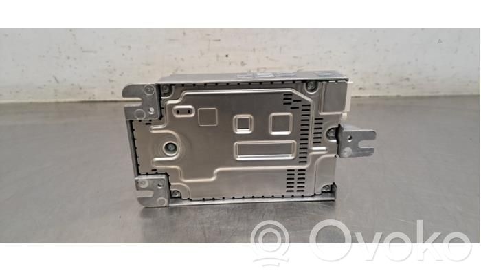 BMW i5 G60 Wzmacniacz audio