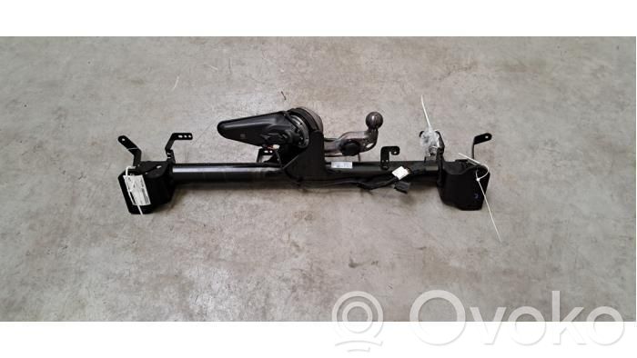 BMW i5 G60 Hak holowniczy / Komplet