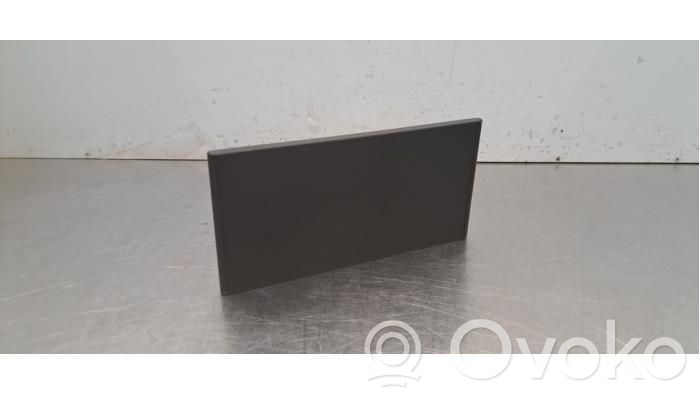 Bildschirm / Display / Anzeige   8W1919620A