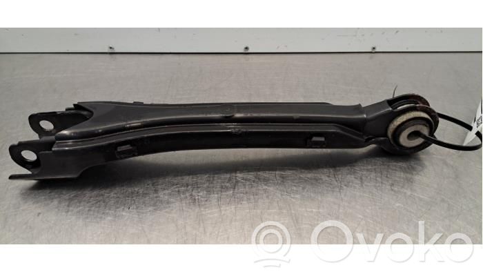 Mercedes-Benz C W205 Brazo de suspensión trasero