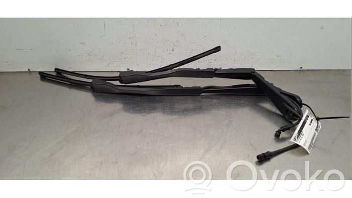 BMW M3 G80 Wischerarm vorne 