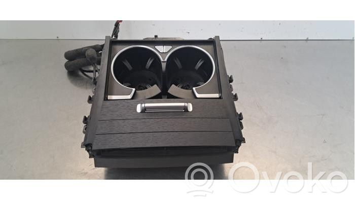 Mercedes-Benz GLE W167 Portabicchiere anteriore