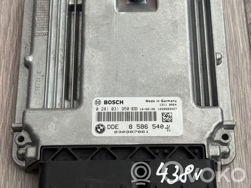 BMW 5 F10 F11 Engine control unit/module 