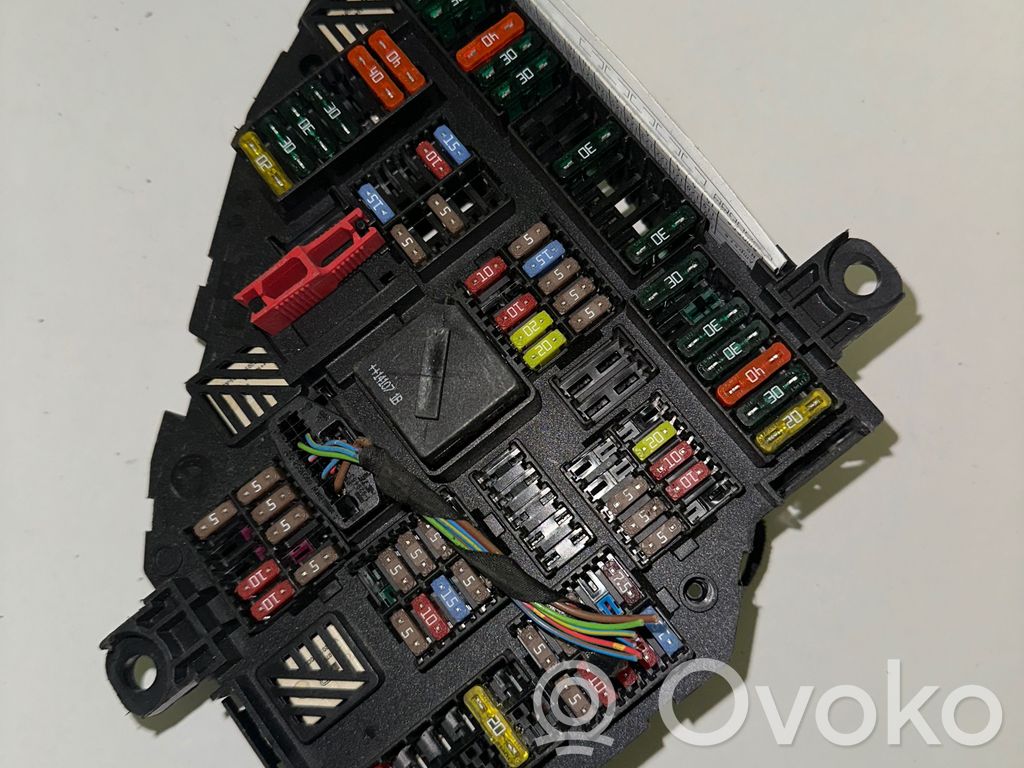 BMW 5 F10 F11 Fuse module 