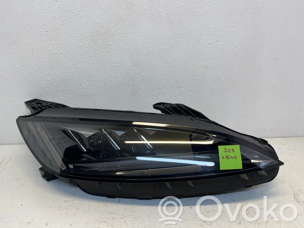 XPeng G3 Lampa przednia 