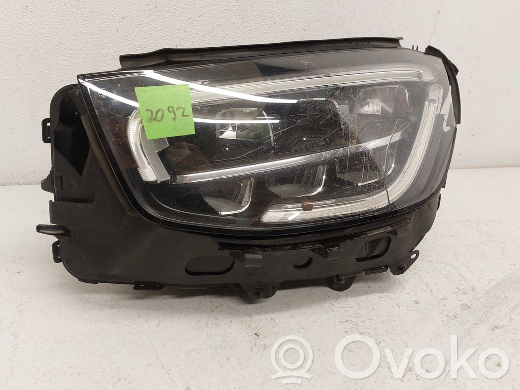 Mercedes-Benz GLC C253 Phare frontale 