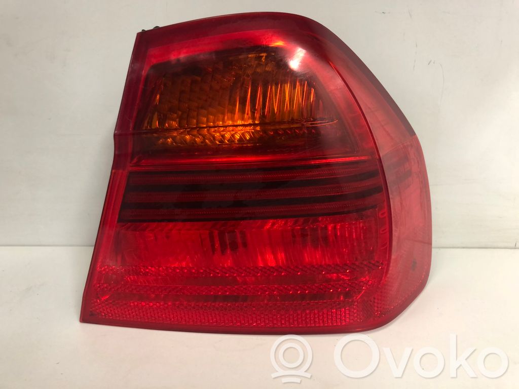 Rear/tail lights   6937458,6937458