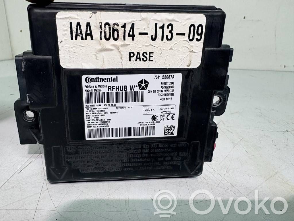 Inne komputery / moduły / sterowniki   704123087A,P681211125AE,A2C82238306