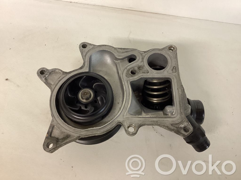 BMW 6 F06 Gran coupe Pompe de circulation d'eau 