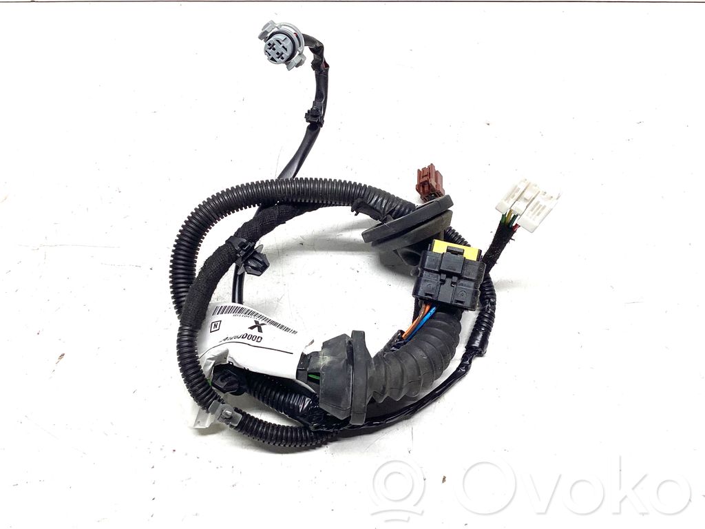 Nissan Qashqai Wiązka przewodów drzwi tylnych 