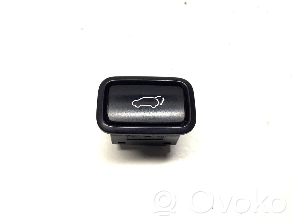 KIA Sportage Tailgate/boot open switch button 