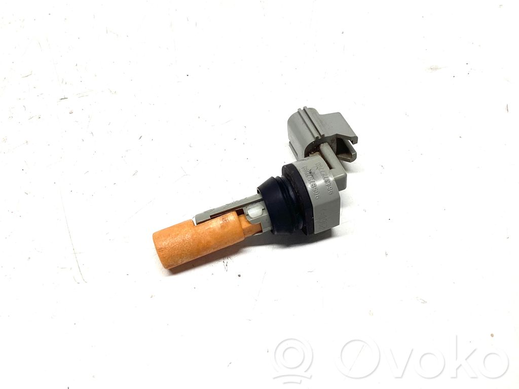 Volvo V60 Windshield washer fluid level sensor 