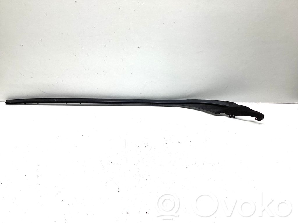 Volvo S60 Windshield trim 