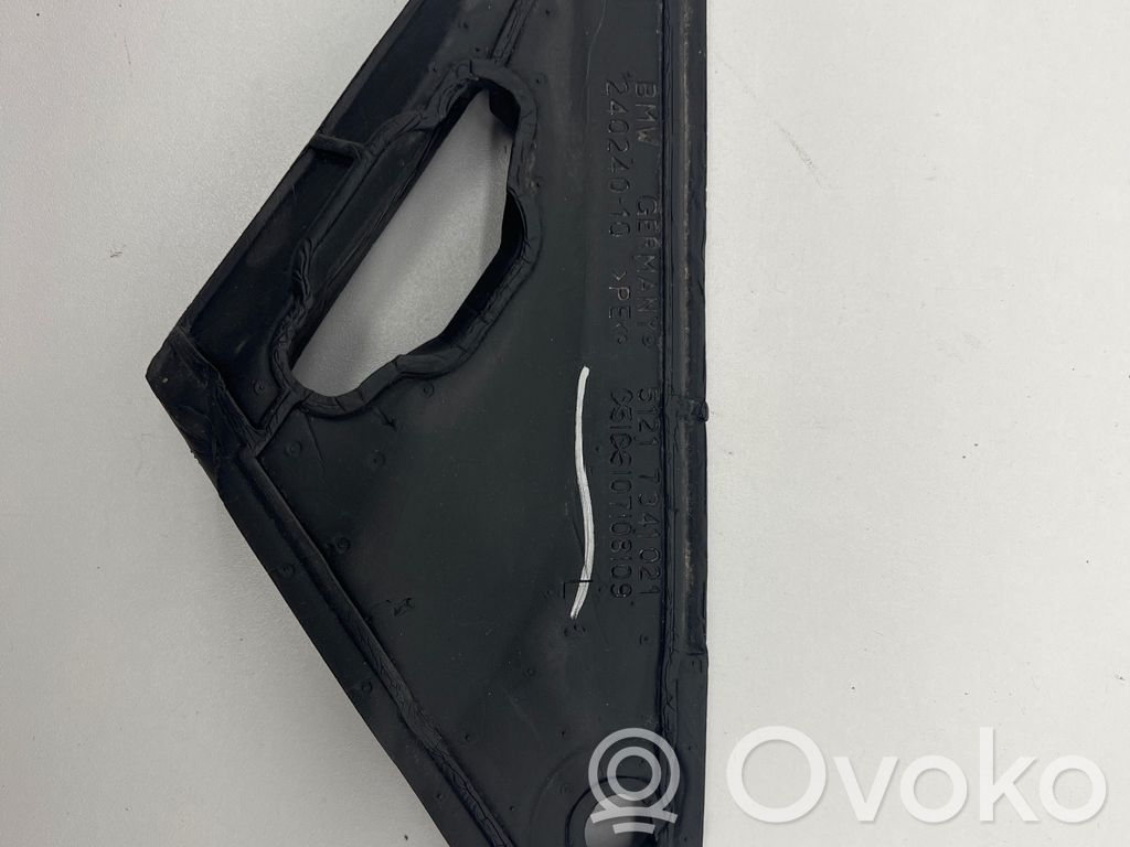 BMW 5 G30 G31 G38 Ramka przycisków otwierania szyby drzwi przednich 