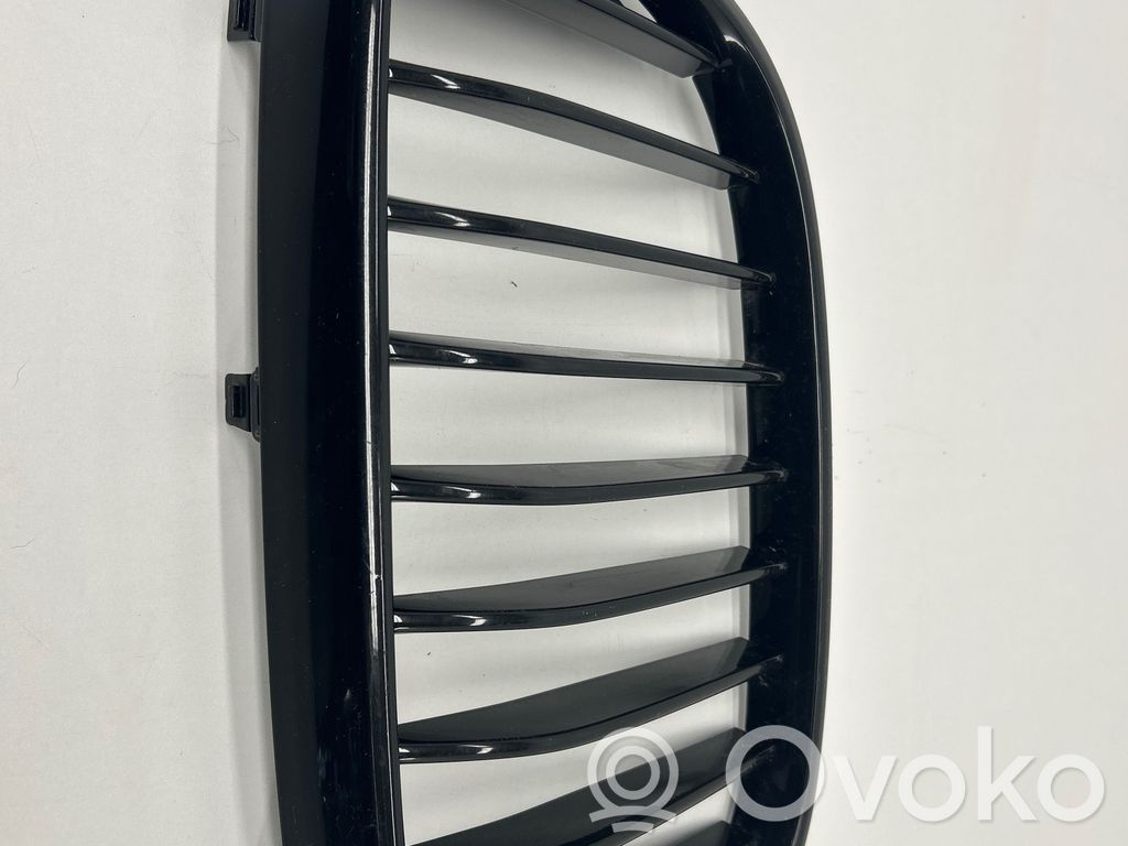 BMW 7 G11 G12 Maskownica / Grill / Atrapa górna chłodnicy 