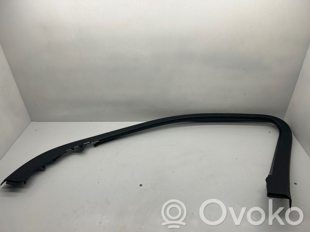 BMW i5 G60 Ramka szyby drzwi przednich 
