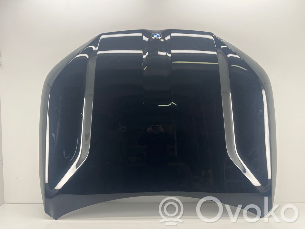 BMW XM Konepelti 