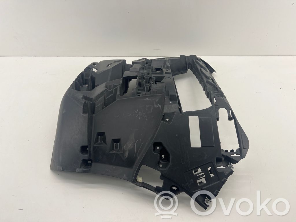 BMW 7 G70 Rear bumper mounting bracket 