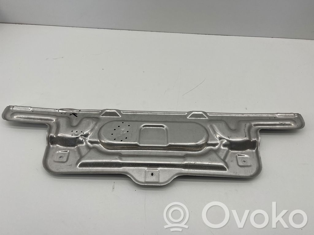 Audi Q8 Placa protectora/plataforma del parachoques delantero 
