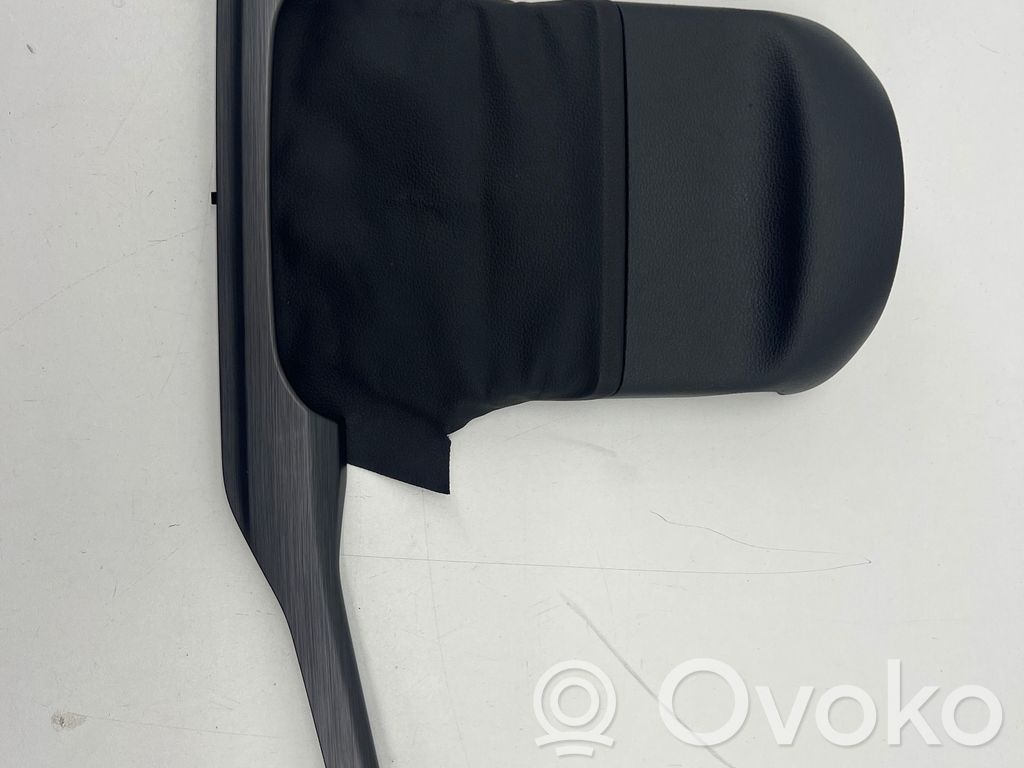Volkswagen Golf VIII Elementy poszycia kolumny kierowniczej 