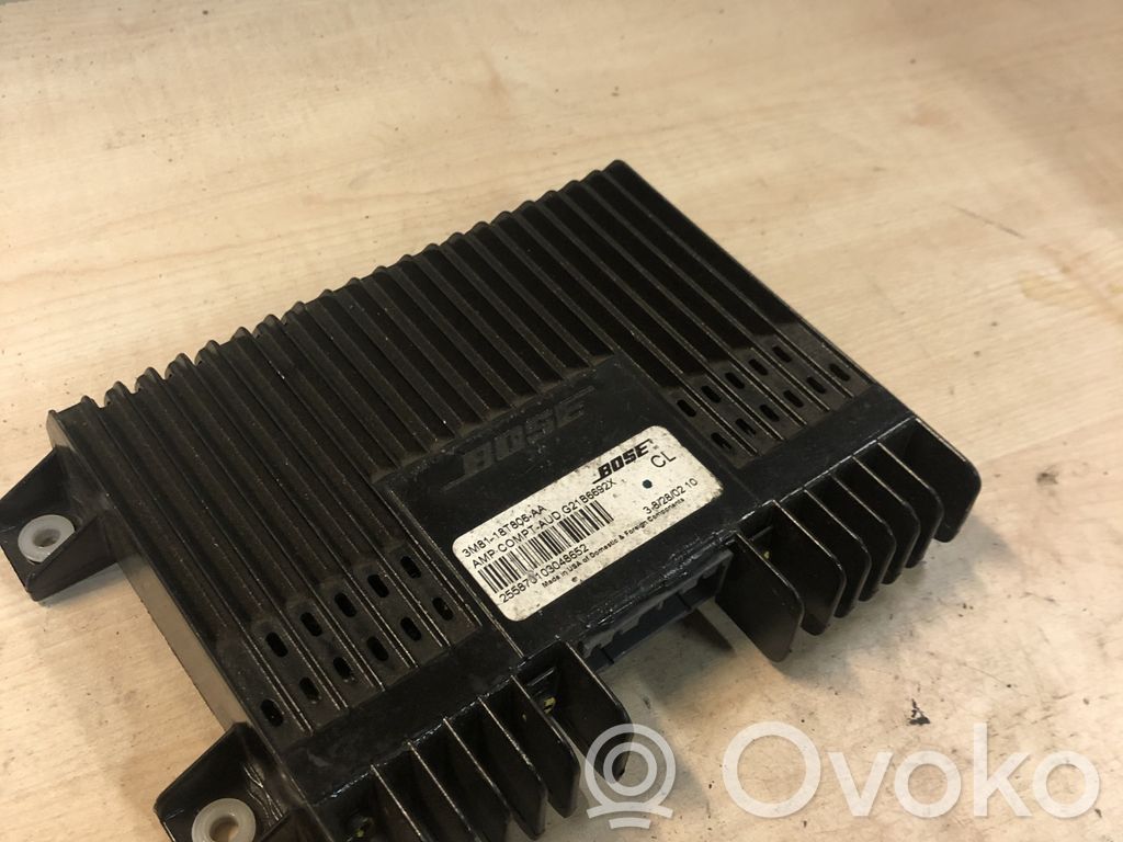 Vahvistin   3M8118T806AA,G21B6692X