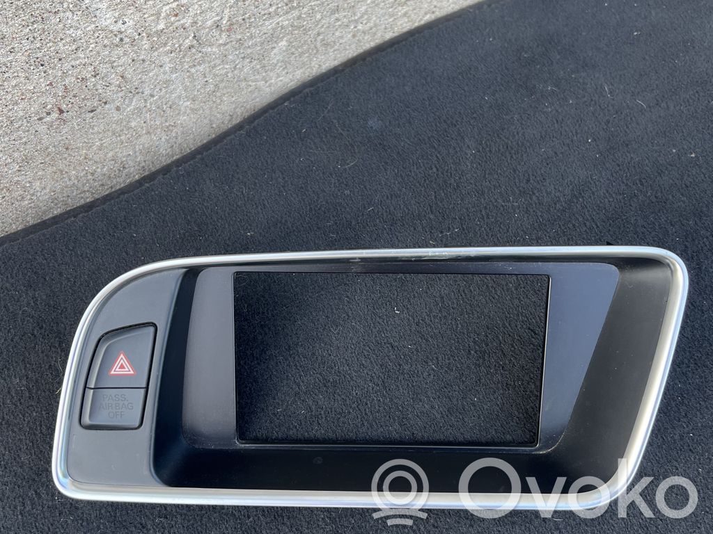 Audi Q5 SQ5 8R Konsola środkowa / Radio / GPS 