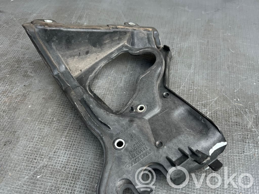 Volvo S90, V90 Engine compartment bulkhead 