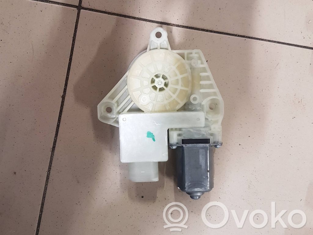 BMW 7 G11 G12 Silnik regulatora szyby drzwi przednich 